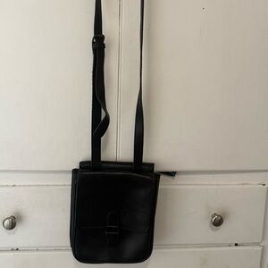 Eddie Bauer Black Men's Messenger Bag